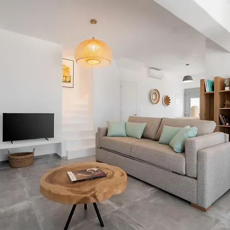 Achilleos, Avlia Naxos, By Naxosvibe