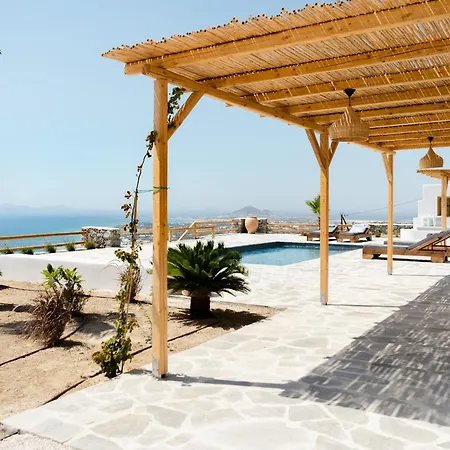 Achilleos, Avlia Hill, Naxos, By Naxosvibe فيلة