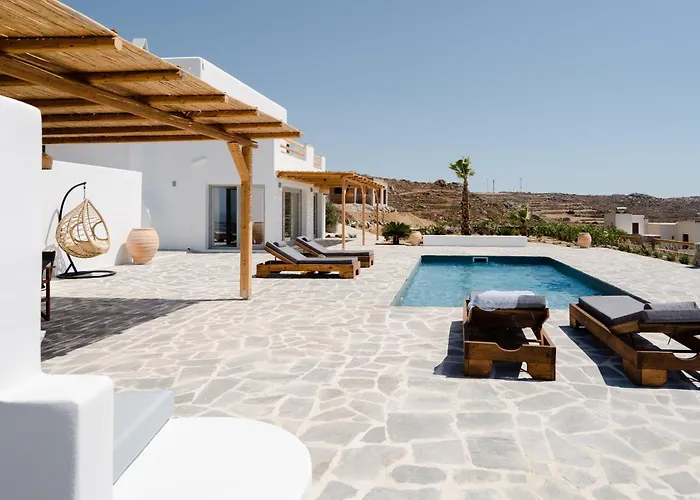 Achilleos, Avlia Naxos, By Naxosvibe Plaka (Naxos)