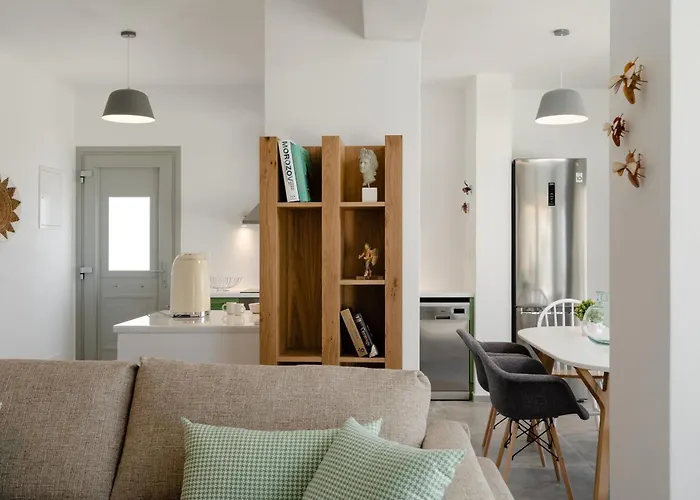 Achilleos, Avlia Naxos, By Naxosvibe