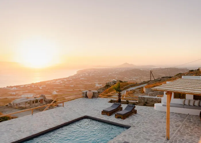 Achilleos, Avlia Naxos, By Naxosvibe Plaka (Naxos)