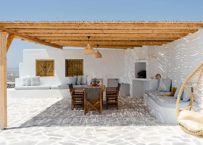 Achilleos, Avlia Naxos, By Naxosvibe * Plaka (Naxos)